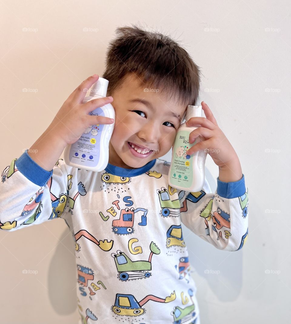 Kids shower and bath wash 