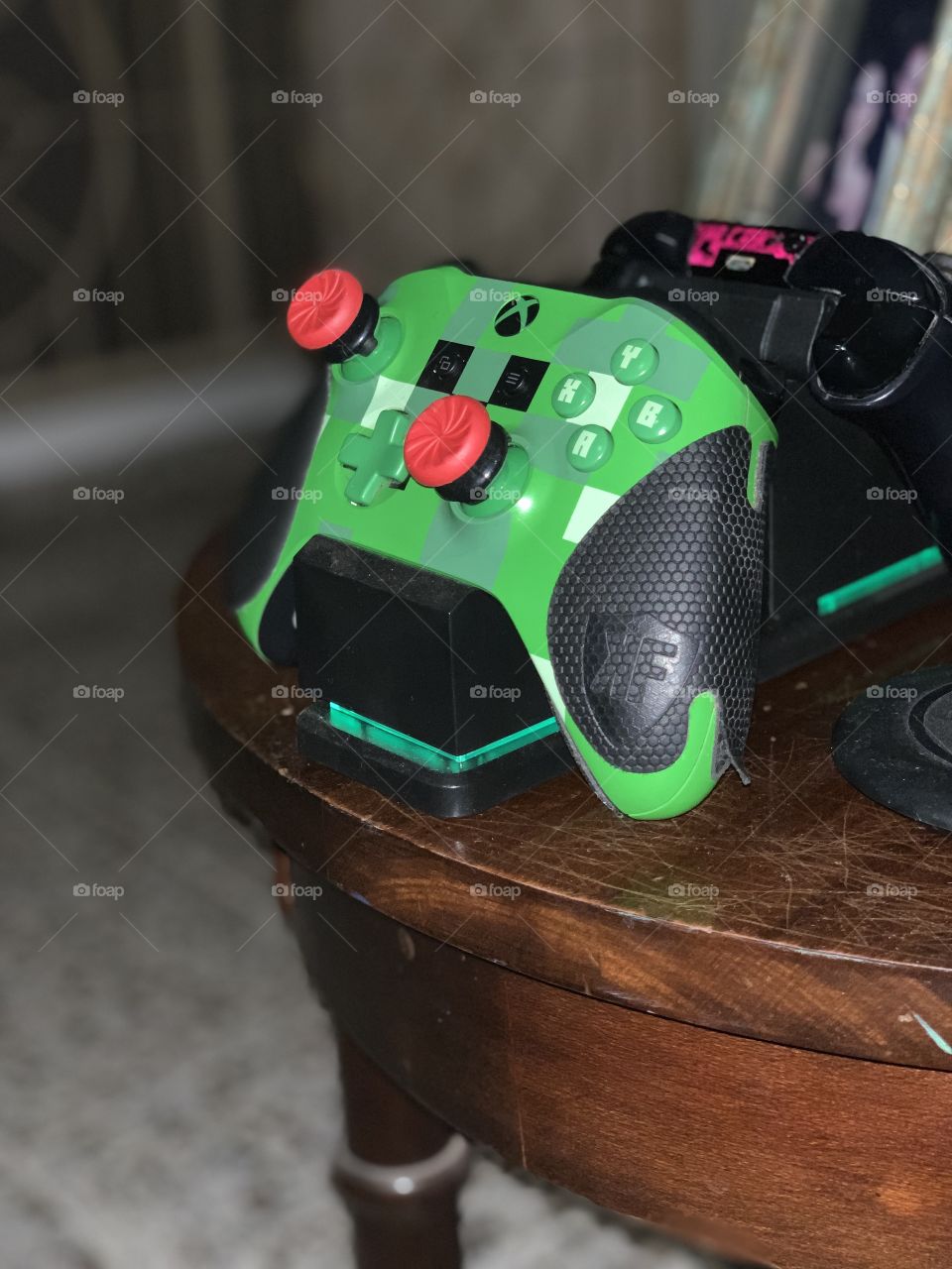 A Xbox controller