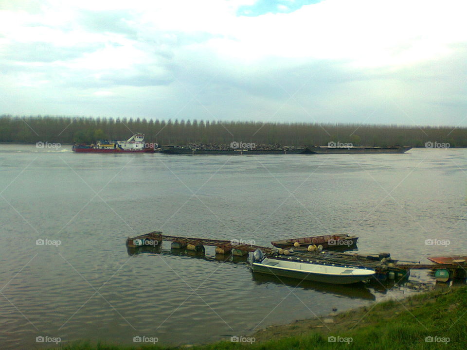 #river#barge