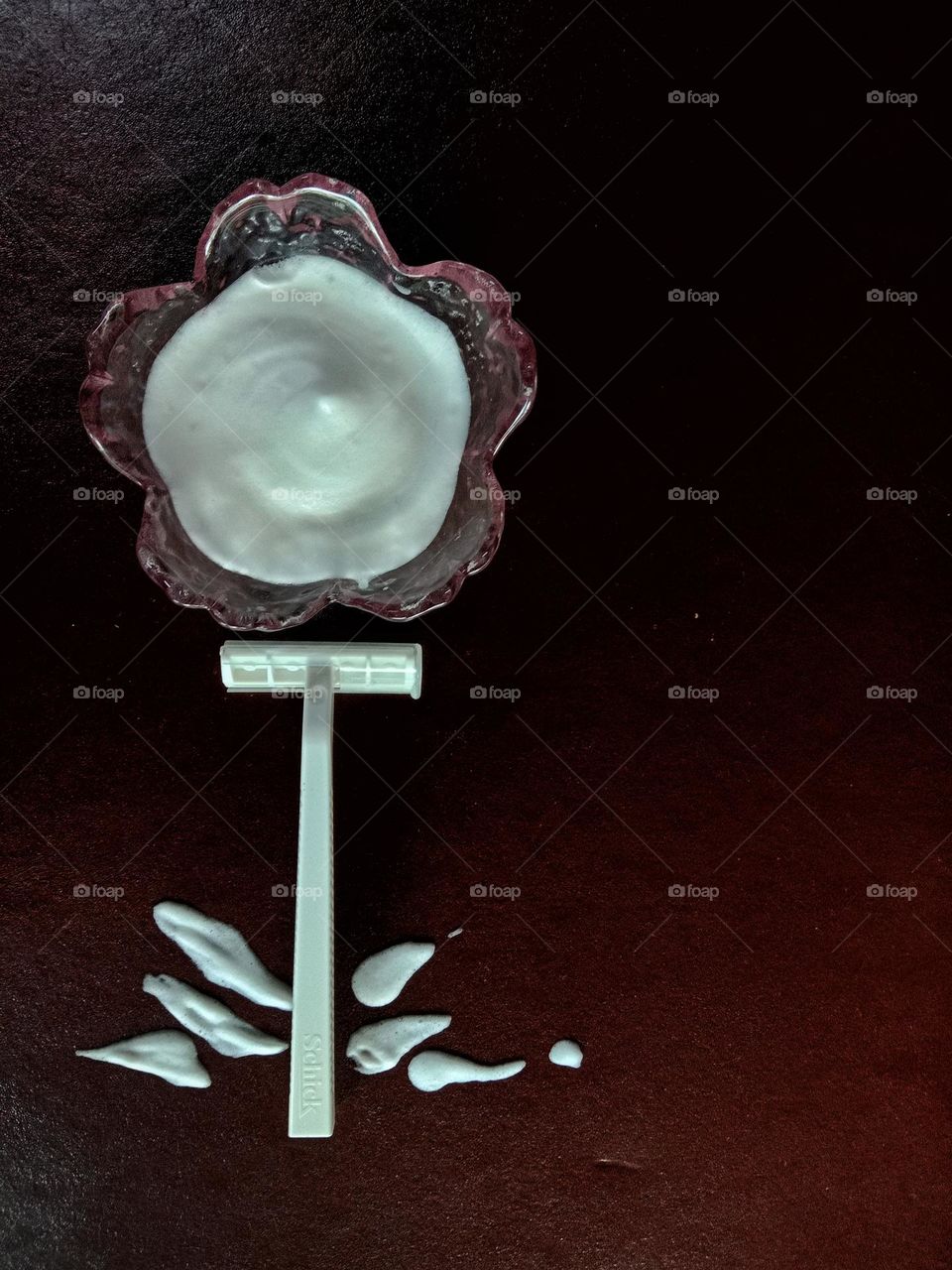 Shaving cream and shaver