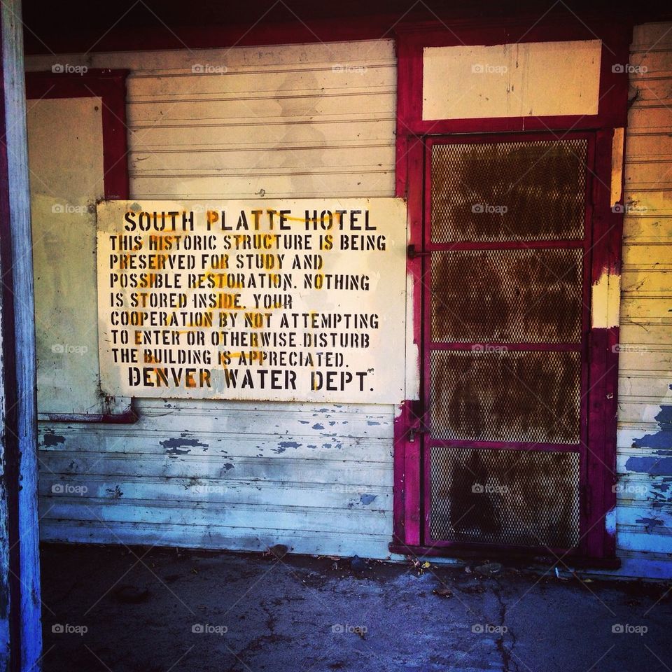 Abandoned hotel 