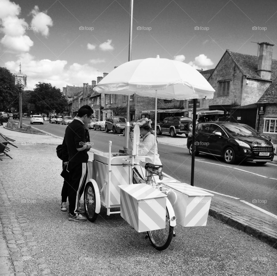 Ice cream. Street seller