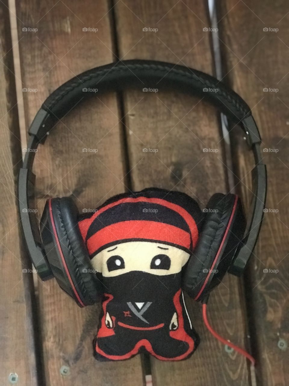 Tiny-Ninja listening to his ninja music