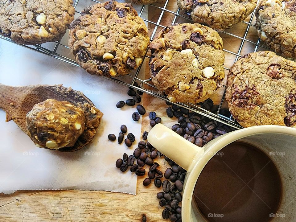 Oatmeal chocolate chip espresso cookies ☕️ 🍪