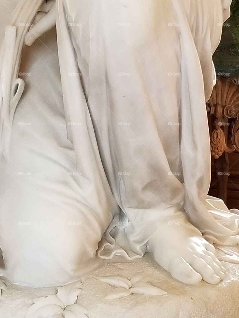 marble feet