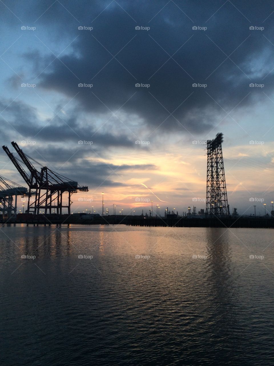 Port of Long Beach cranes 