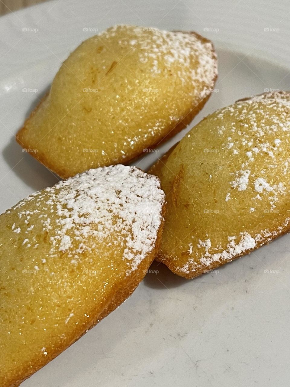 Madeleines small sponge cakes, French patisserie, freshly baked madeleines 