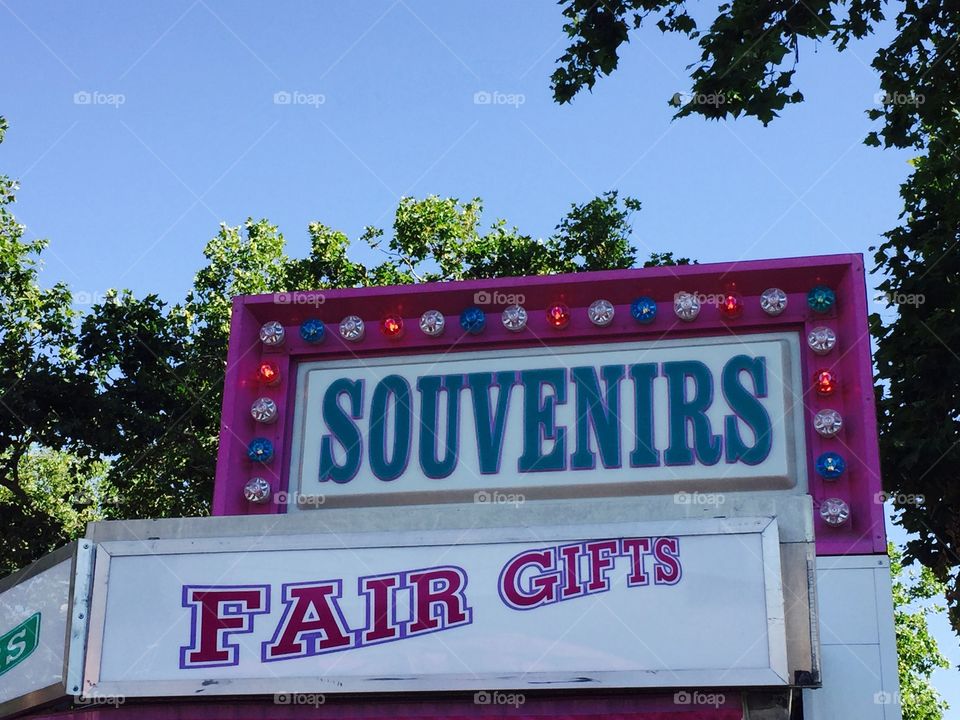 Gifts and souvenirs sign board