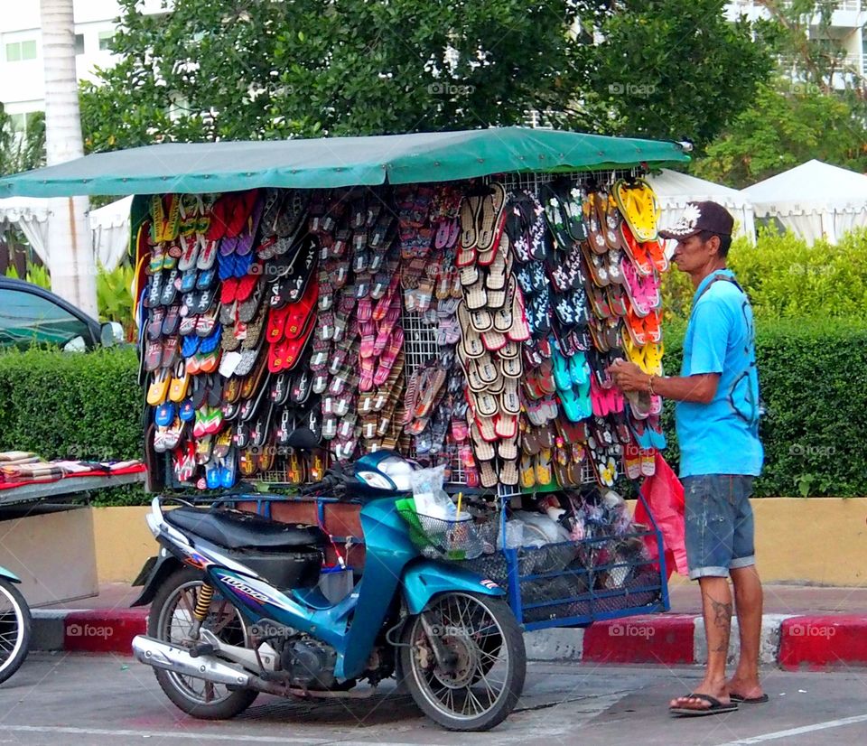 Moving shop,variety of slipper