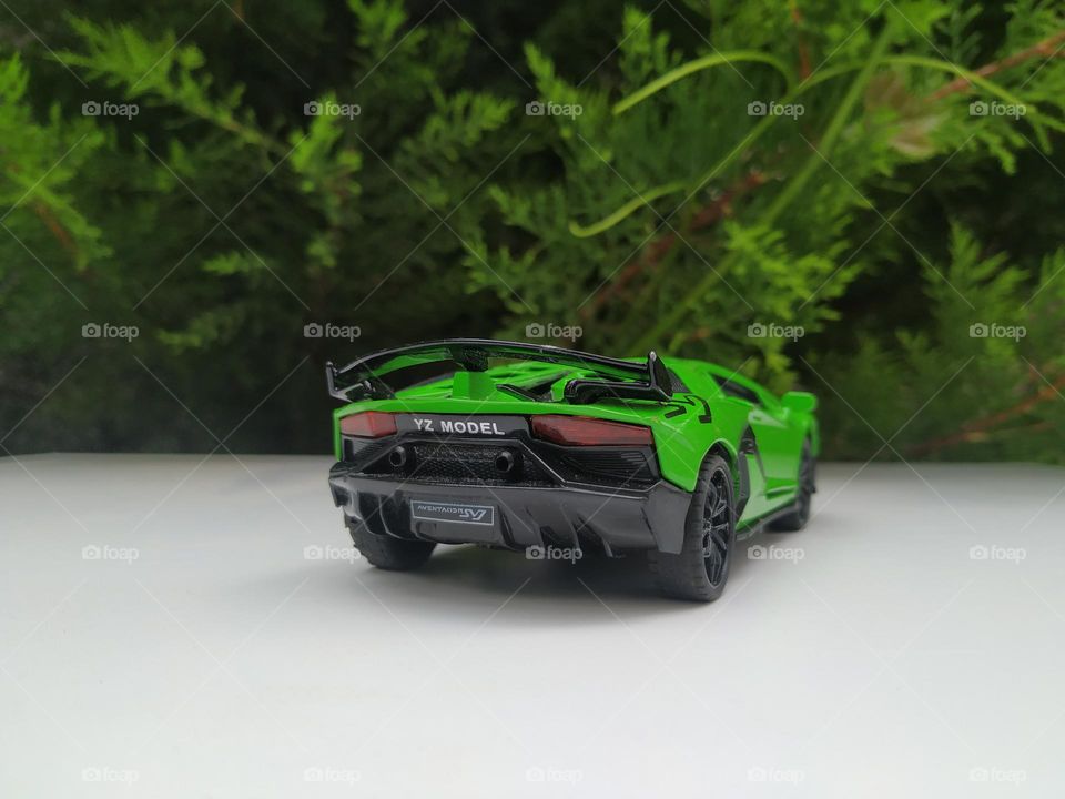 Lamborghini Aventador