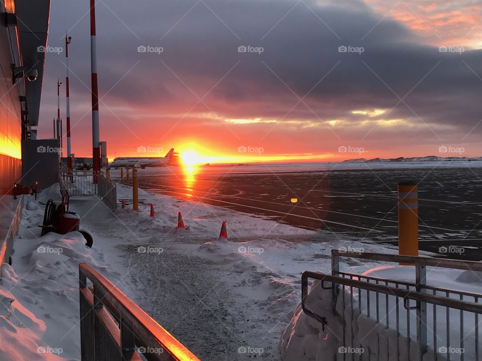 What an amazing sunrise yesterday morning. This is one of many reasons I love being home. 