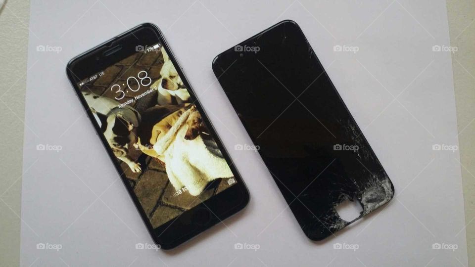 Before and After: Cracked black iPhone screen