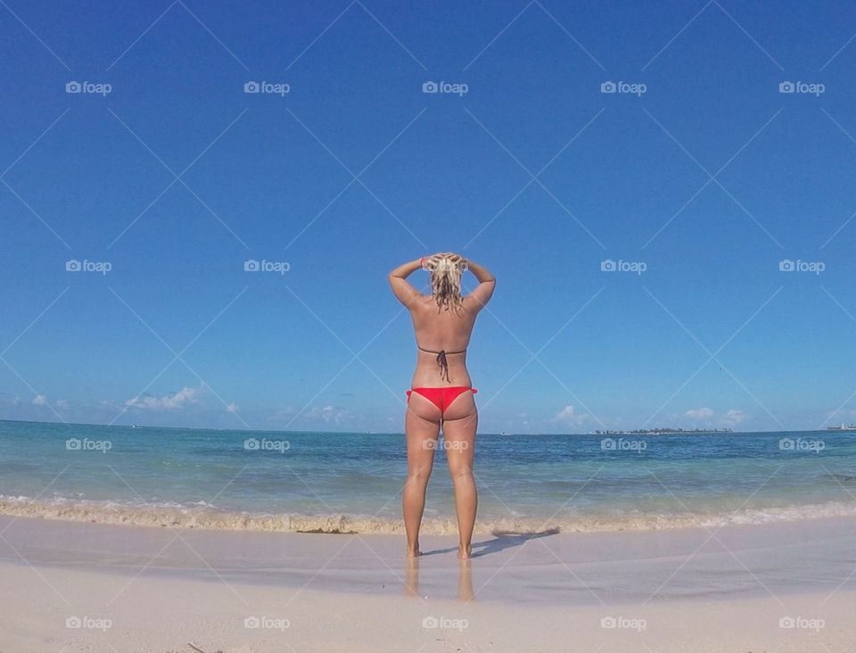 Beach bum in Bahamas