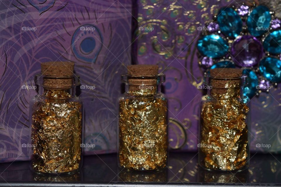 Beautiful Alaskan gold leaf flakes in mini glass bottles 