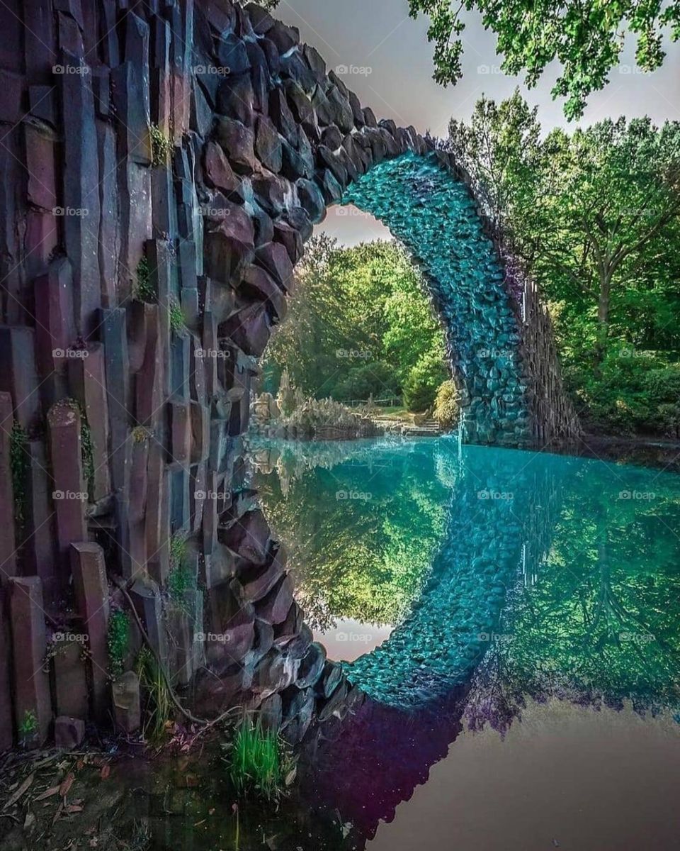 This place is distinguished by the fact that at a certain level of the water in the lake, the bridge and its reflection create a perfect circle.
*