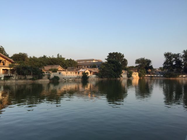 Idyllic view of lake