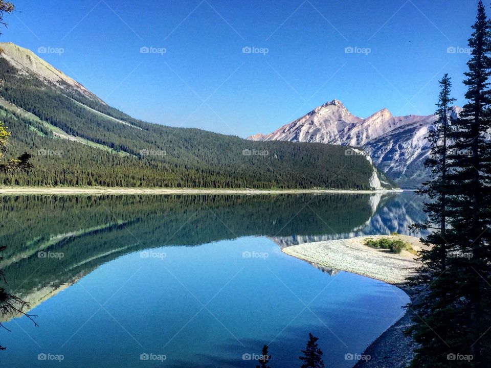 Reflecting on Spray Lakes