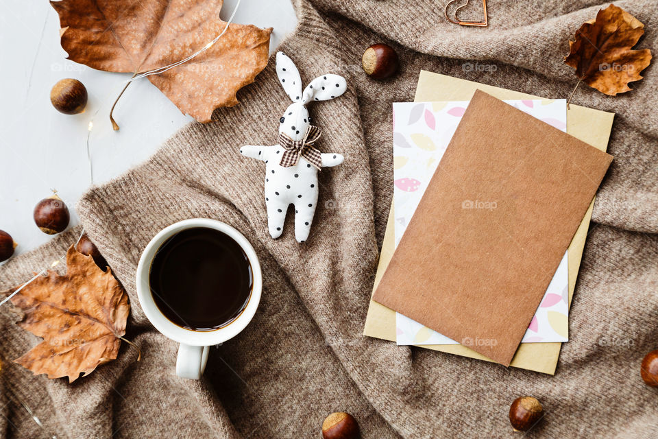 Desktop flatlay items 