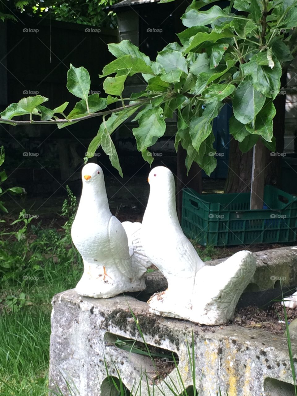 Stone garden doves 