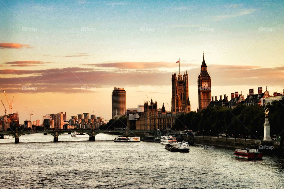 London Summer. This was taken on an evening after I spent the day at the Chelsea Flower show....expect some flower photos soon. 