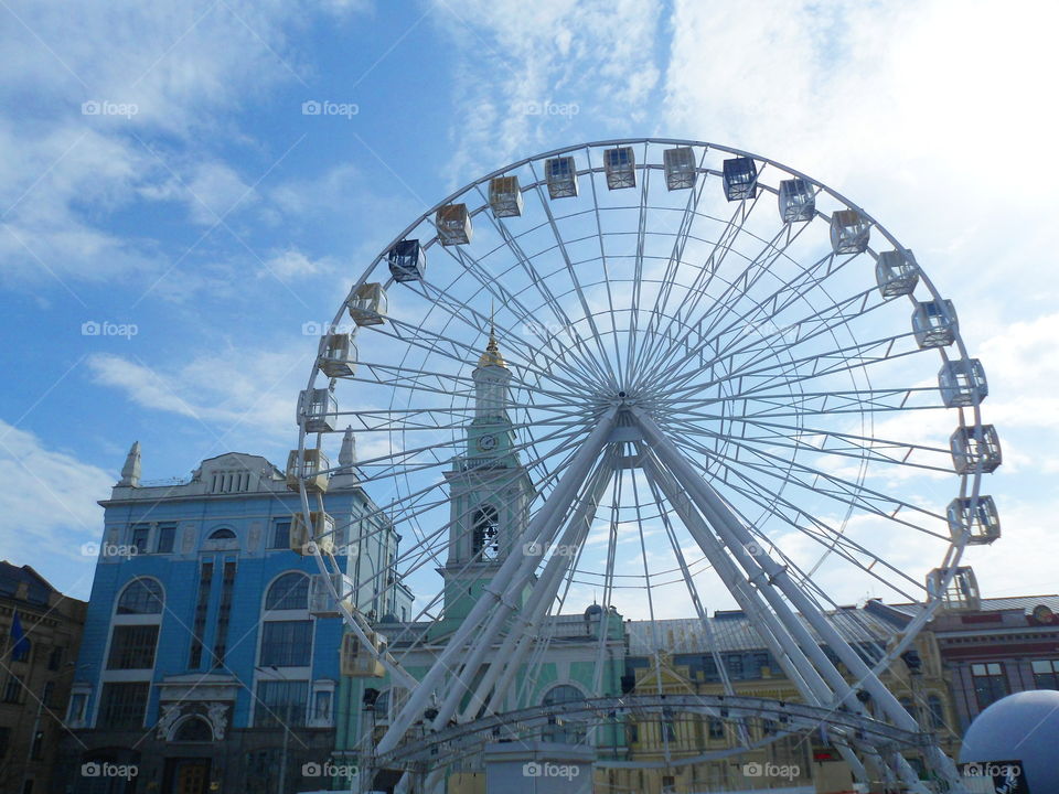 Ferris wheel in the old district of Kiev Podol