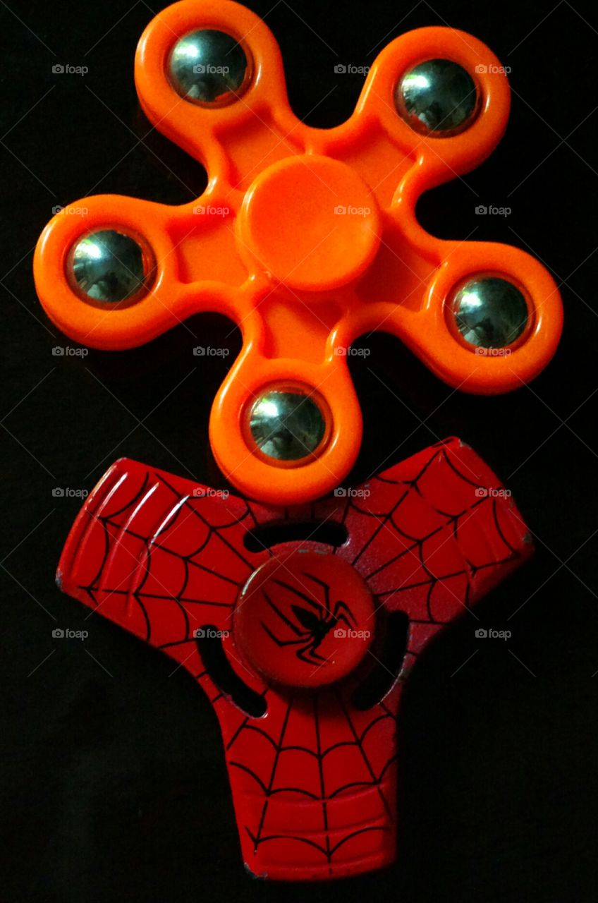 fidget spinners