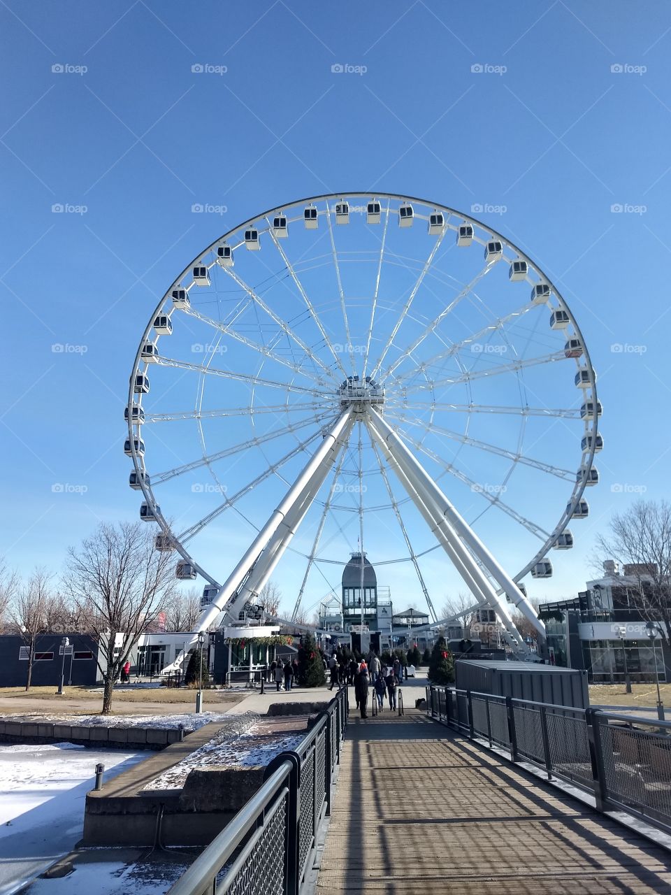giant wheel