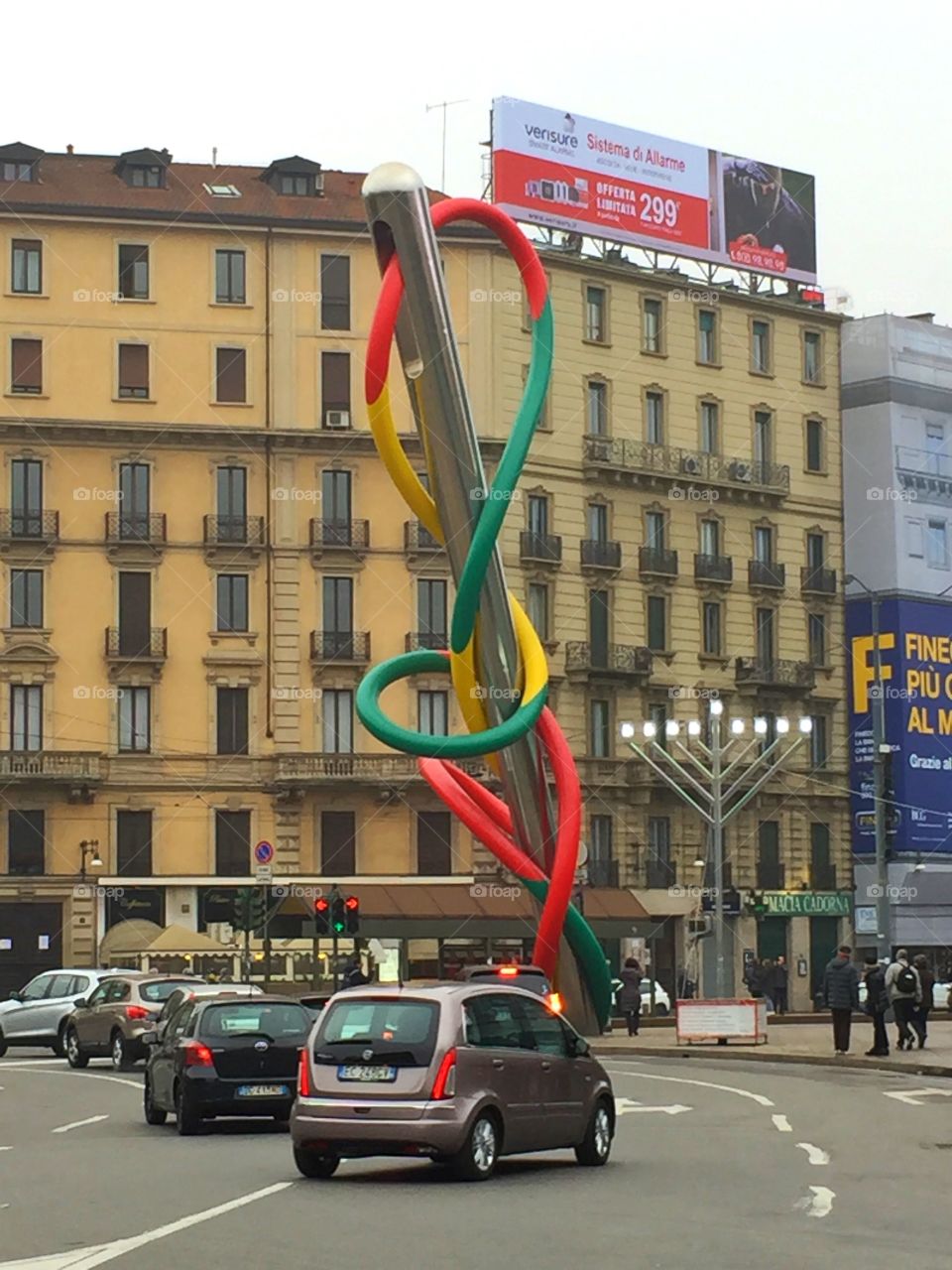 A strange statue called needle and thread.Milan