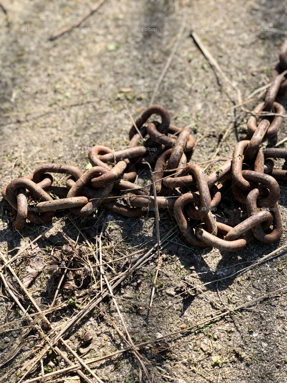 Closeup of rusty old chain 