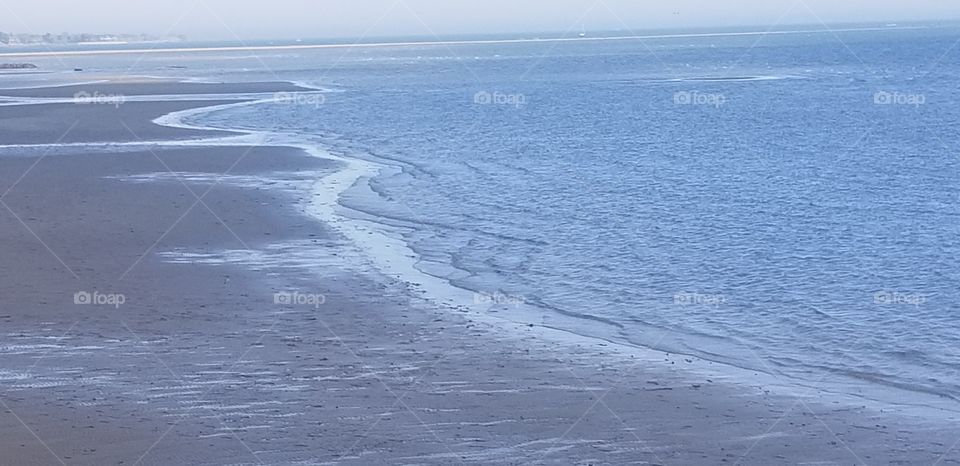 low tide beach shoreline