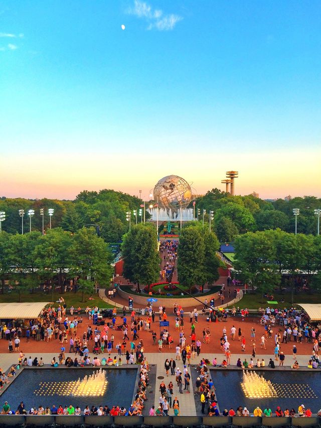 Worlds Fair 