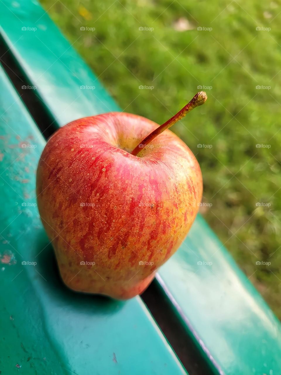 natural Apple