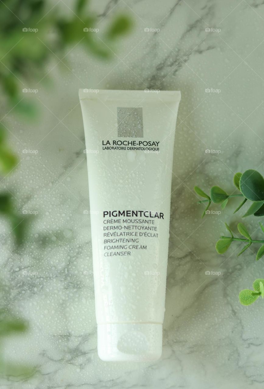 La Roche-Posay Face Wash