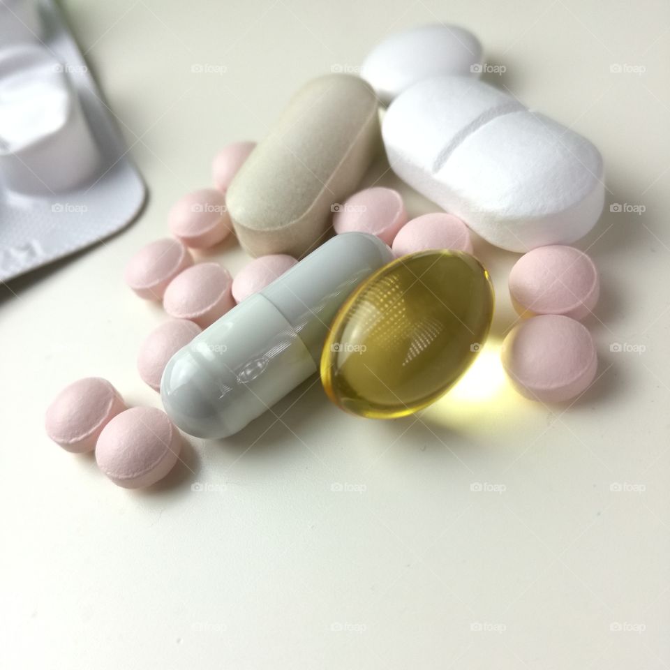 #üharmacist#pill# Medikamente##caüsule#medicine#noperson