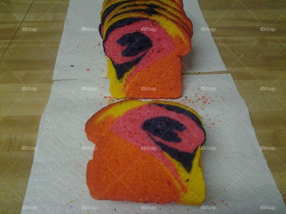 Isaacs Rainbow Bread