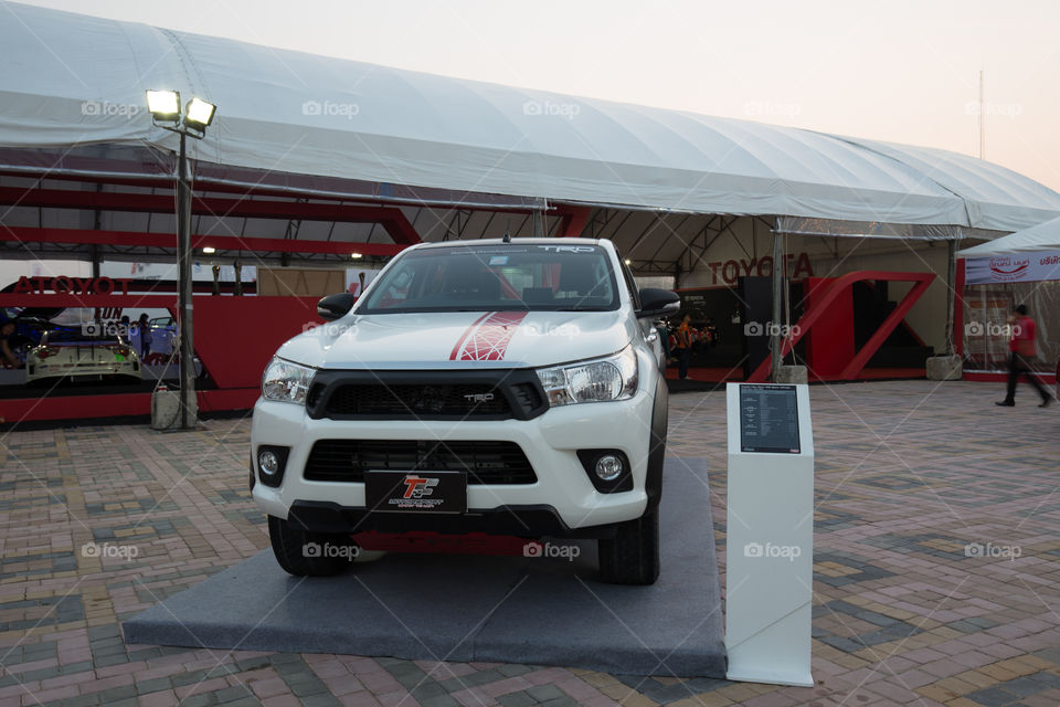 Toyota hilux revo show 