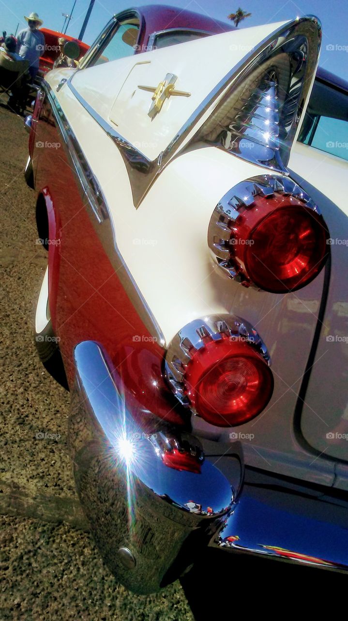 RED TAILLIGHTS