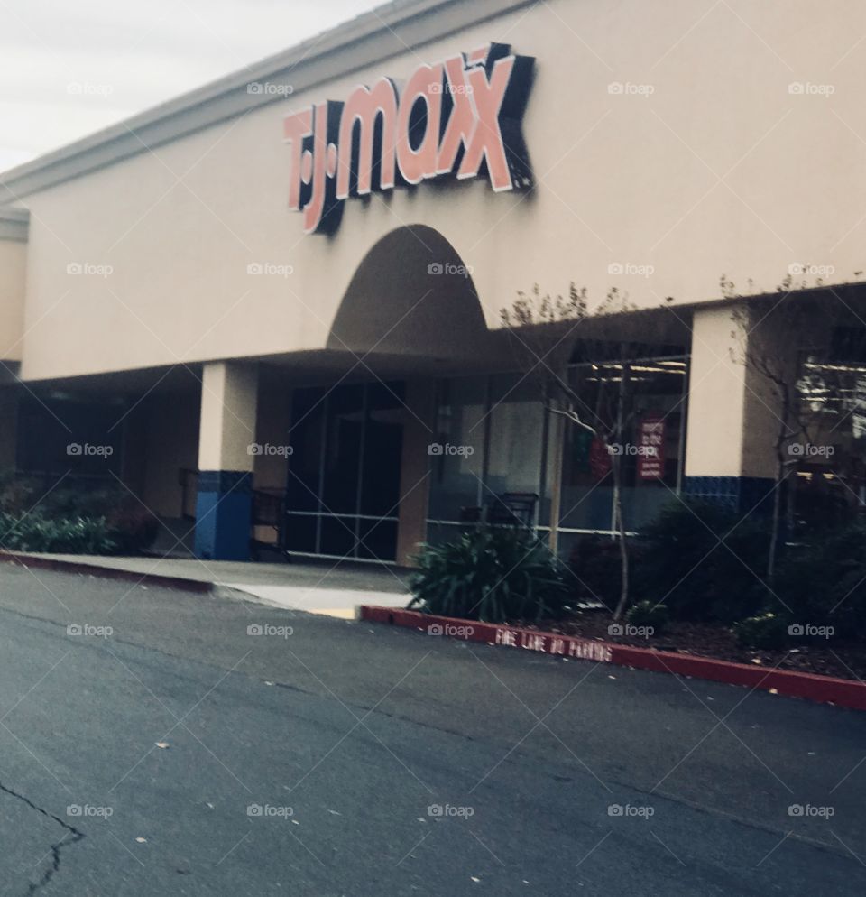 Tj MAXX outside store front on a winters day in December, holiday shopping for clothes and toys for the whole family. 