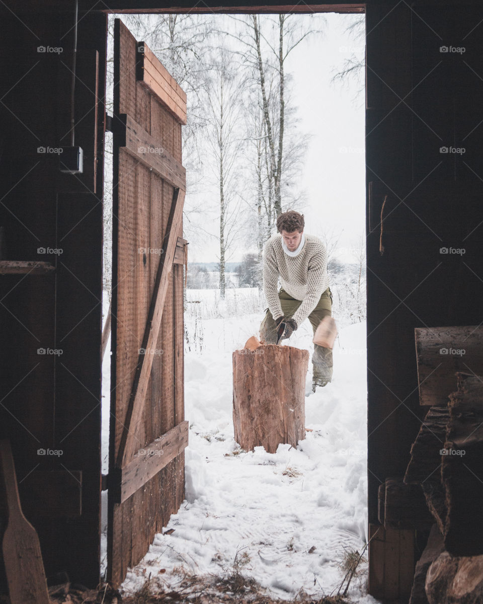 Keeping warm in the Swedish winter means chopping fire wood. The only way to do it is hard graft and planning ahead! 