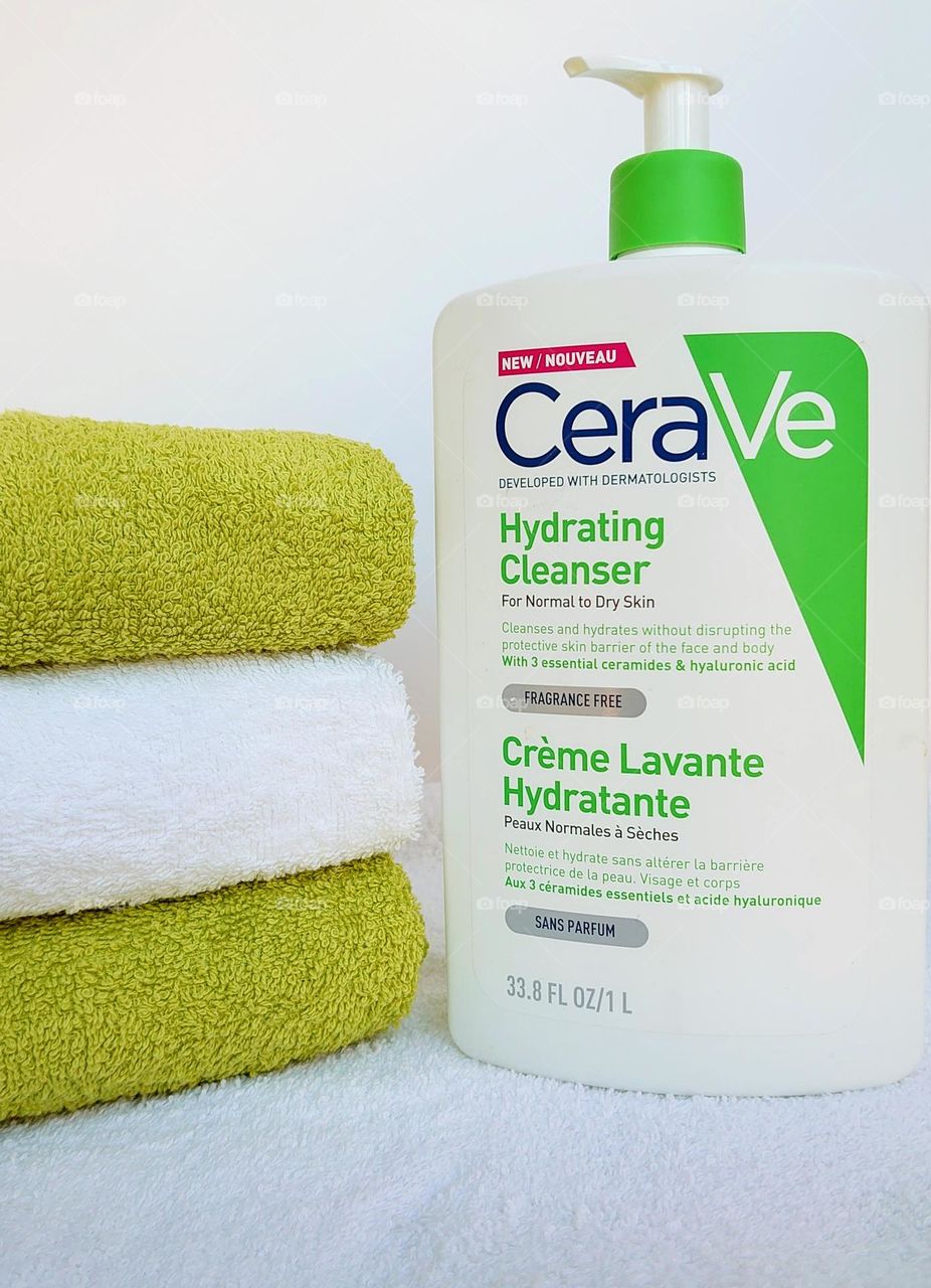 CeraVe 💚🤍 Towels and hydrating cleanser 🤍💚