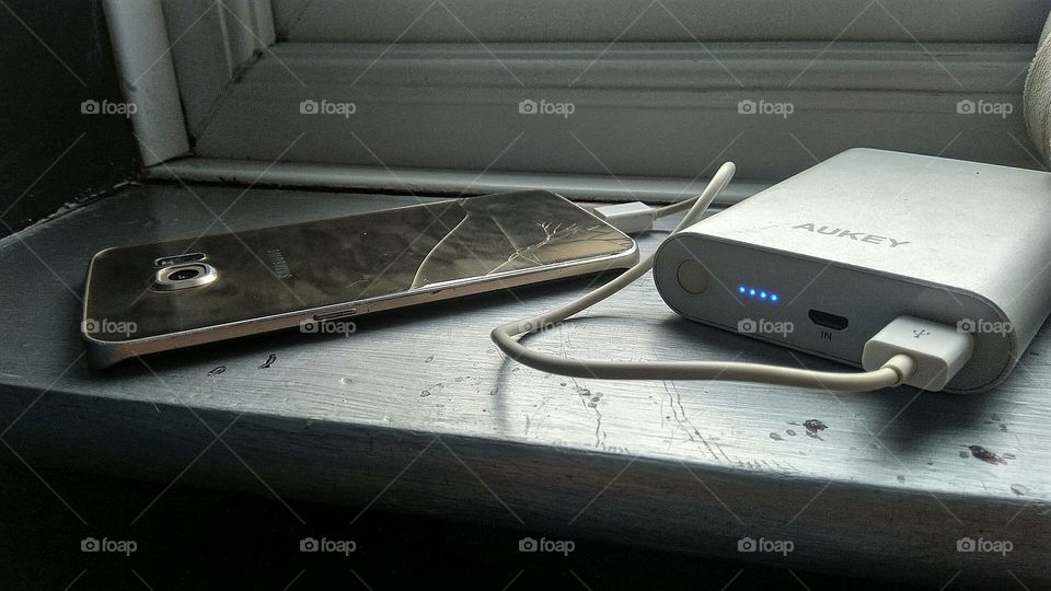 my Samsung galaxy S6 edge on charge on my window sill