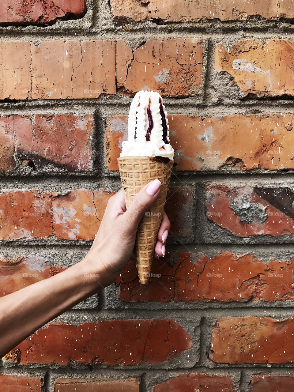 Enjoying the last summer days with an ice cream cone 