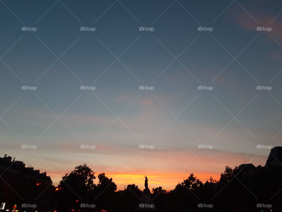 Sunset République Paris