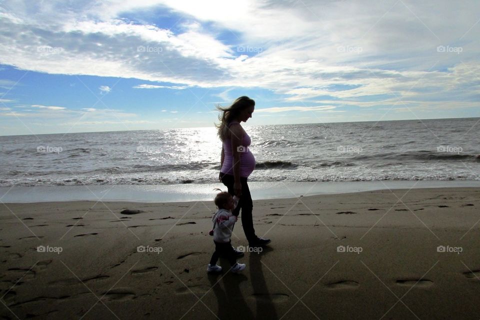 Beach Maternity Photo