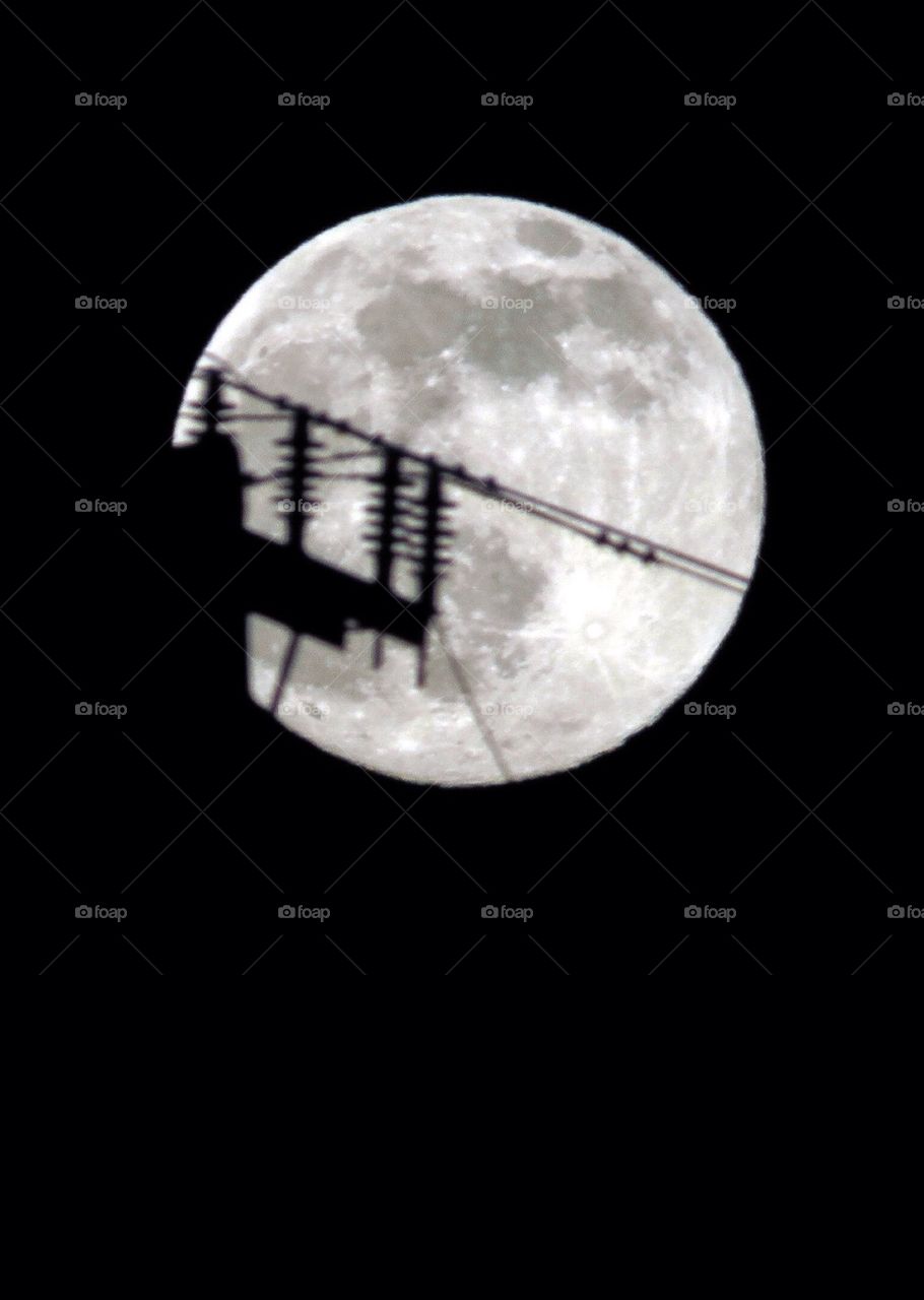 Power moon