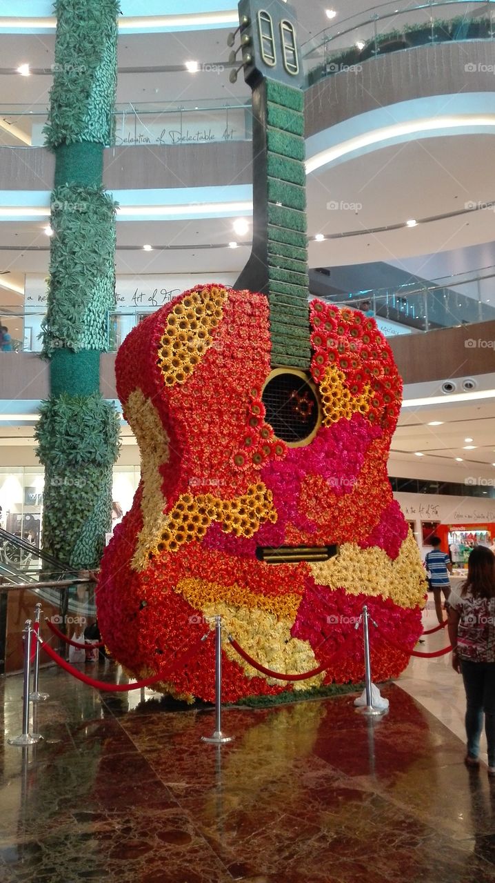 a guitar of flowers 😂