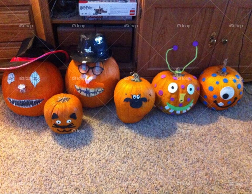 Our silly pumpkin family for Halloween 🎃