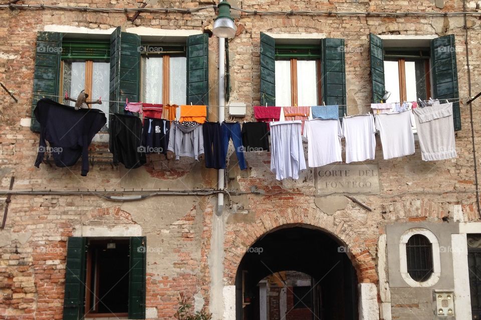 urban drying clothes