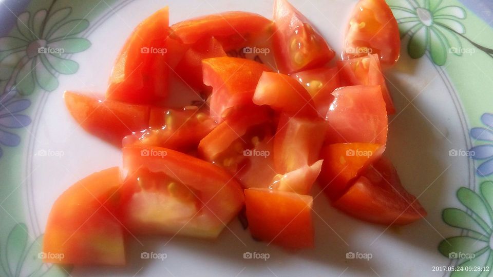 Chipped Tomatoes