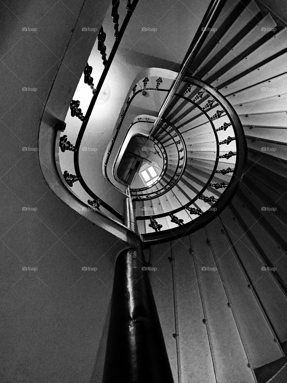 Spiral stair